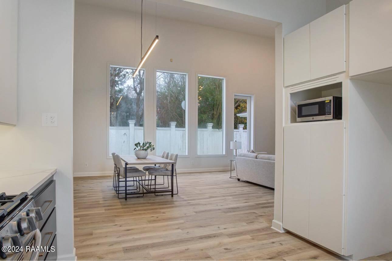 305 Redoak Circle Lafayette, LA 70506 - Photo 27 of 28 450884835_402086726217335_82629523650224