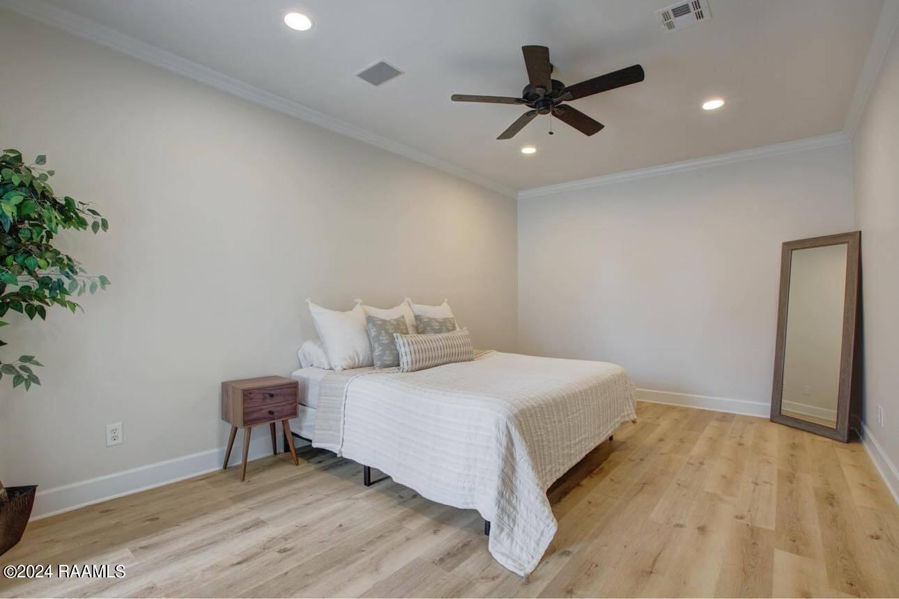 305 Redoak Circle Lafayette, LA 70506 - Photo 8 of 28 450090908_984854419988405_33848869813657