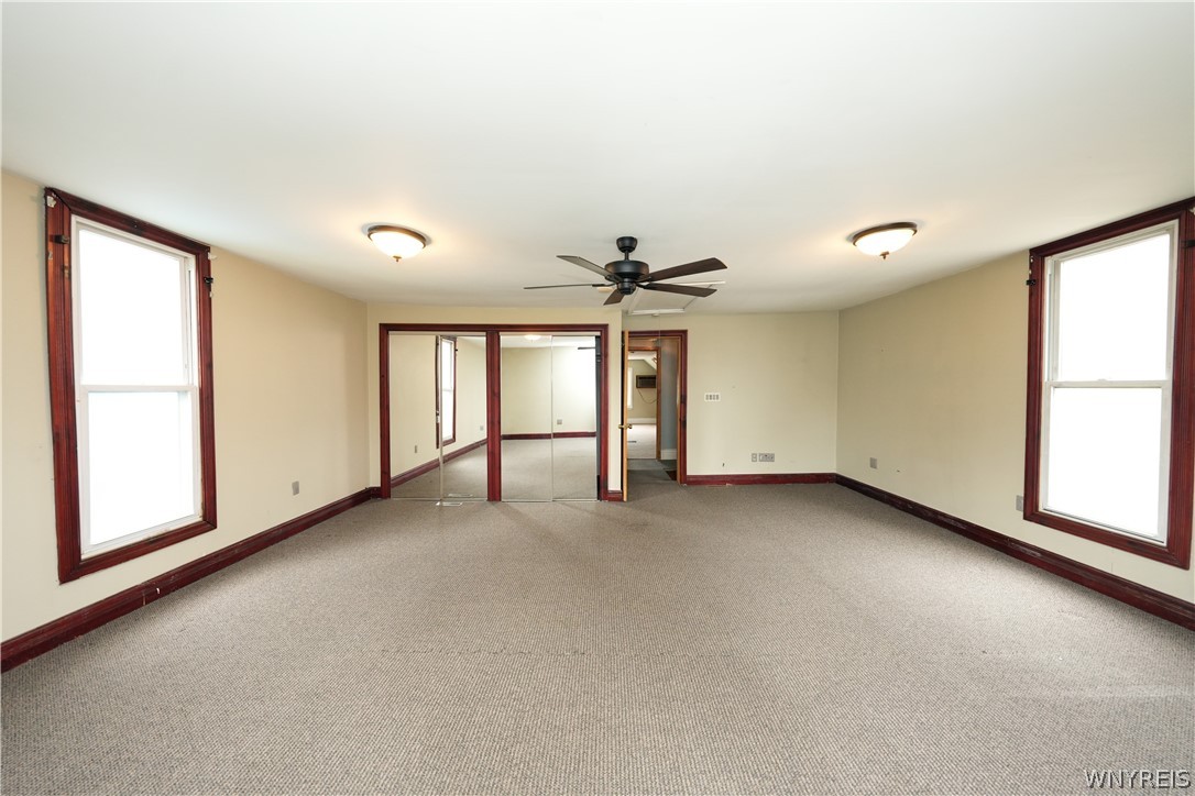 247 Barton Street Buffalo, NY 14213 - Photo 19 of 43