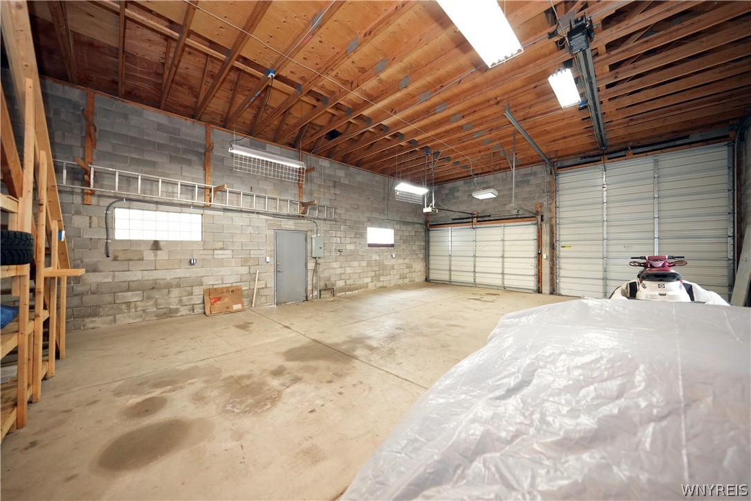 247 Barton Street Buffalo, NY 14213 - Photo 40 of 43