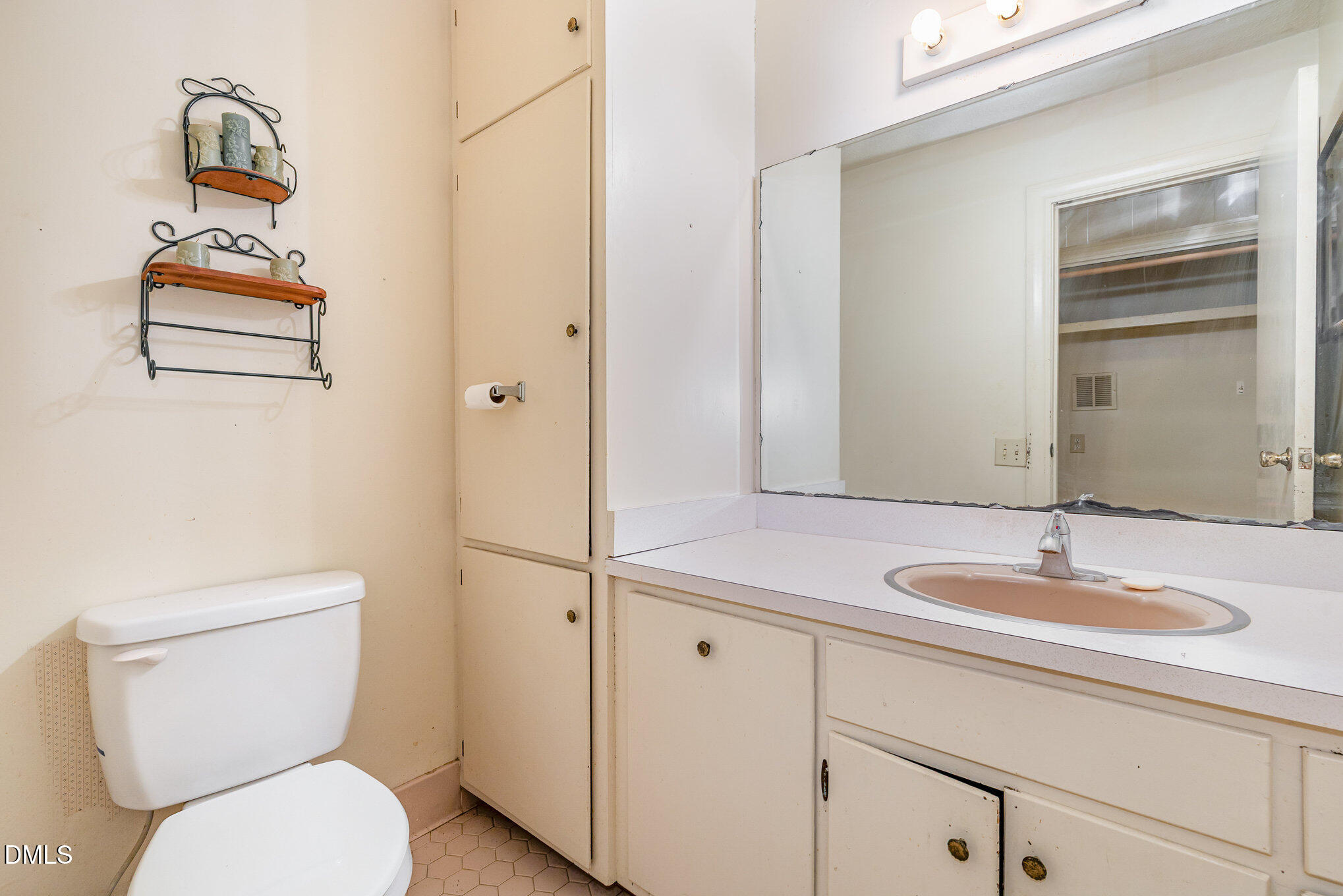 215 East Franklin Street Spring Hope, NC 27882 - Photo 13 of 22 215 E Franklin St 21