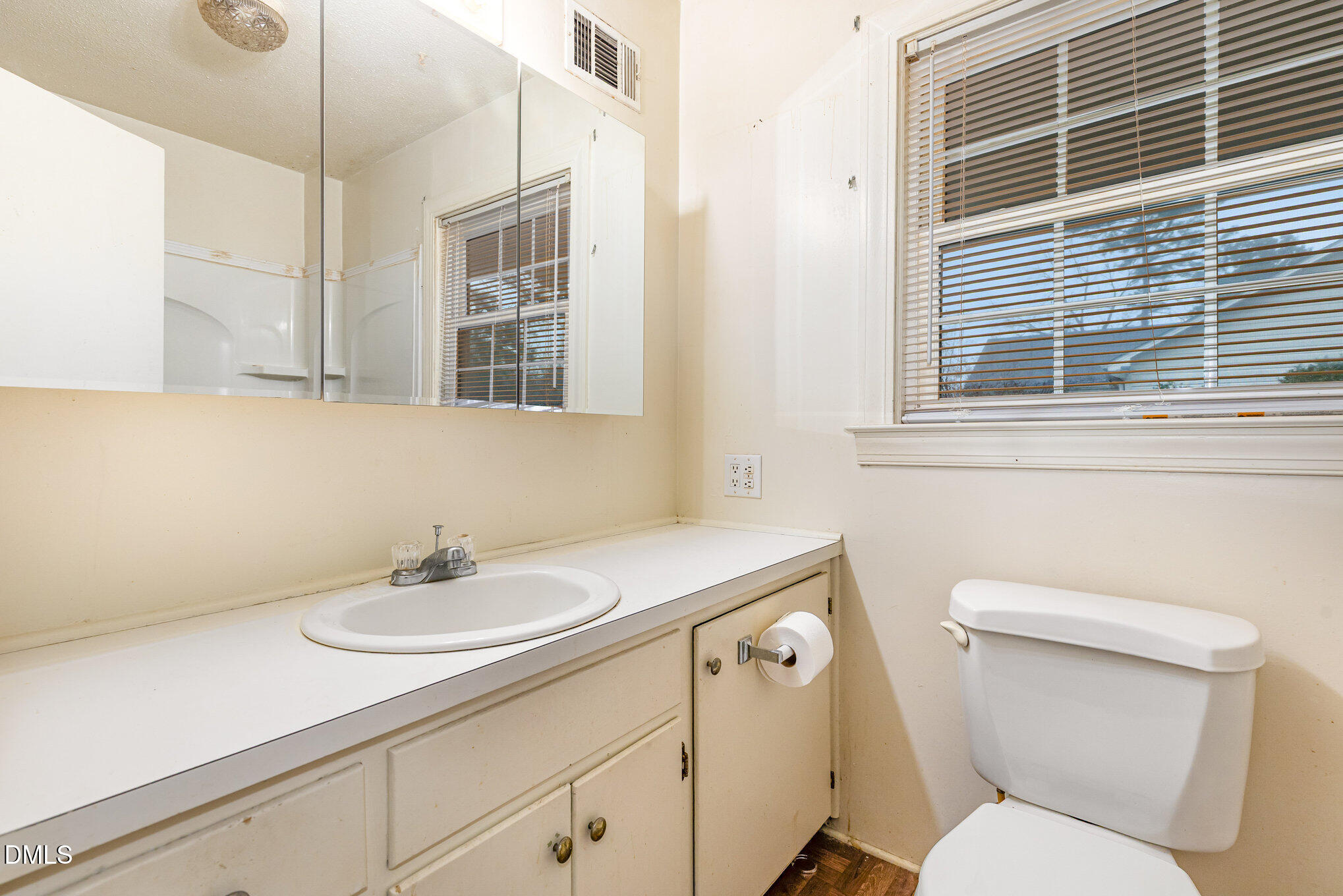 215 East Franklin Street Spring Hope, NC 27882 - Photo 14 of 22 215 E Franklin St 20