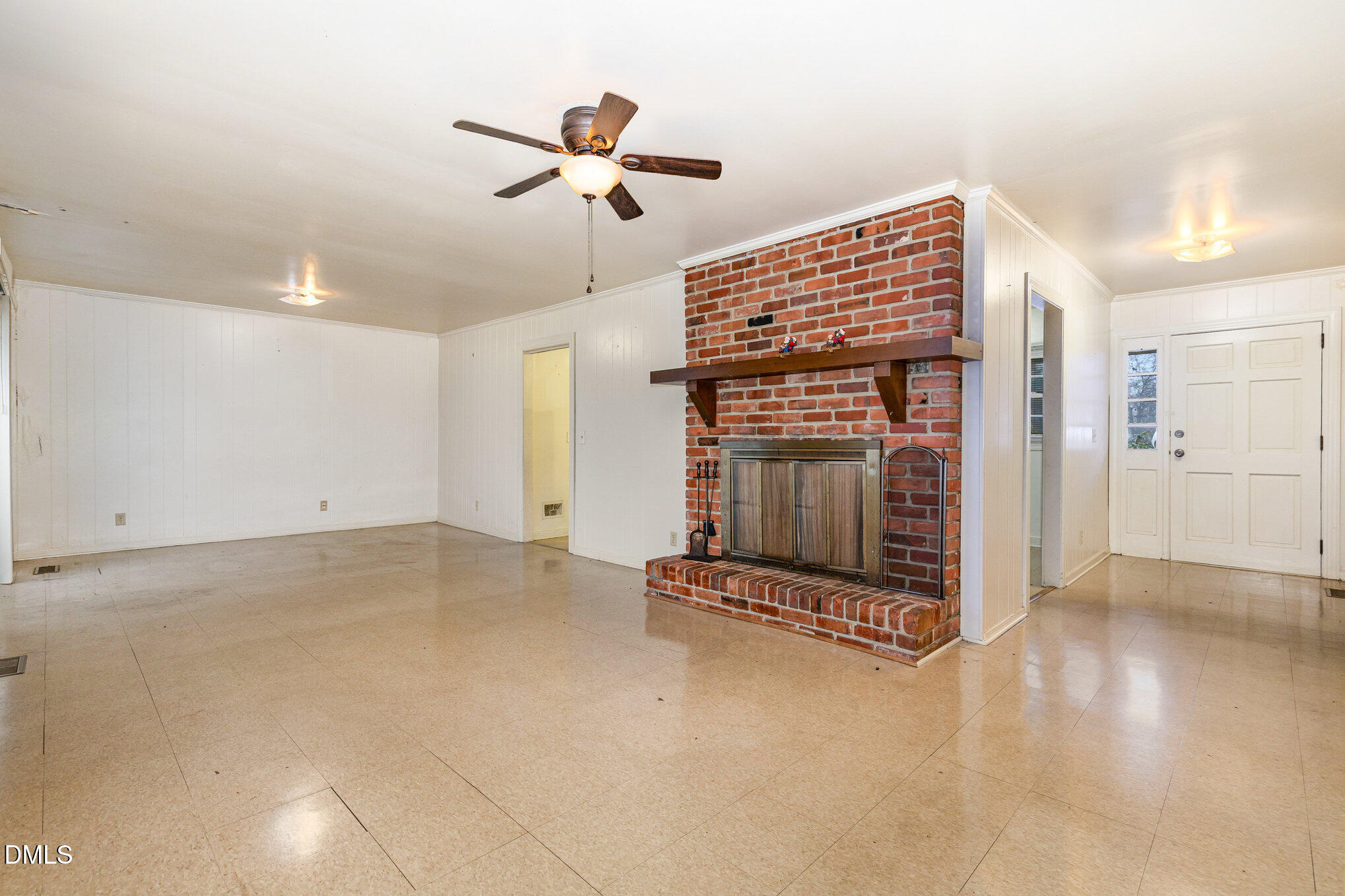 215 East Franklin Street Spring Hope, NC 27882 - Photo 8 of 22 215 E Franklin St 9