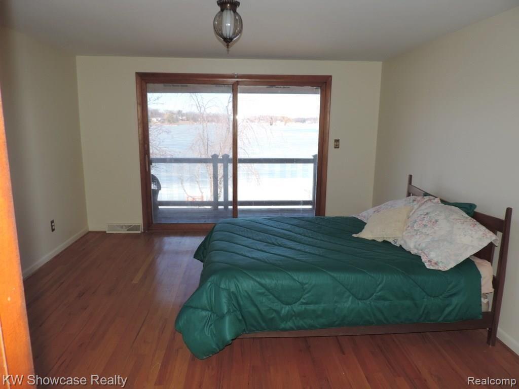 3888 Sleeth Road Commerce Township, MI 48382 - Photo 26 of 27