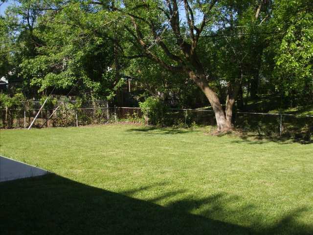 3902 Biscayne Road Indianapolis, IN 46226 - Photo 9 of 10 Gallery Image 9