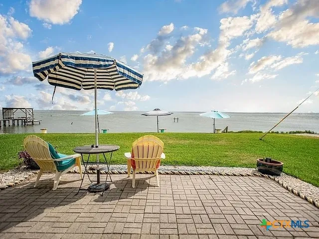 a view of a house with a big yard