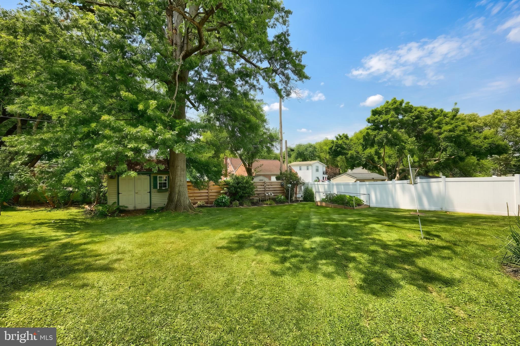 116 Greystone Road York, PA 17402 - Photo 8 of 42