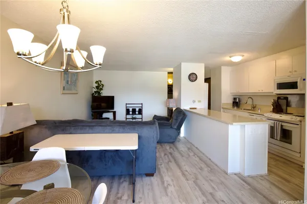 $4,100 | 1778 Ala Moana Boulevard, Unit 3318, Honolulu, HI 96815