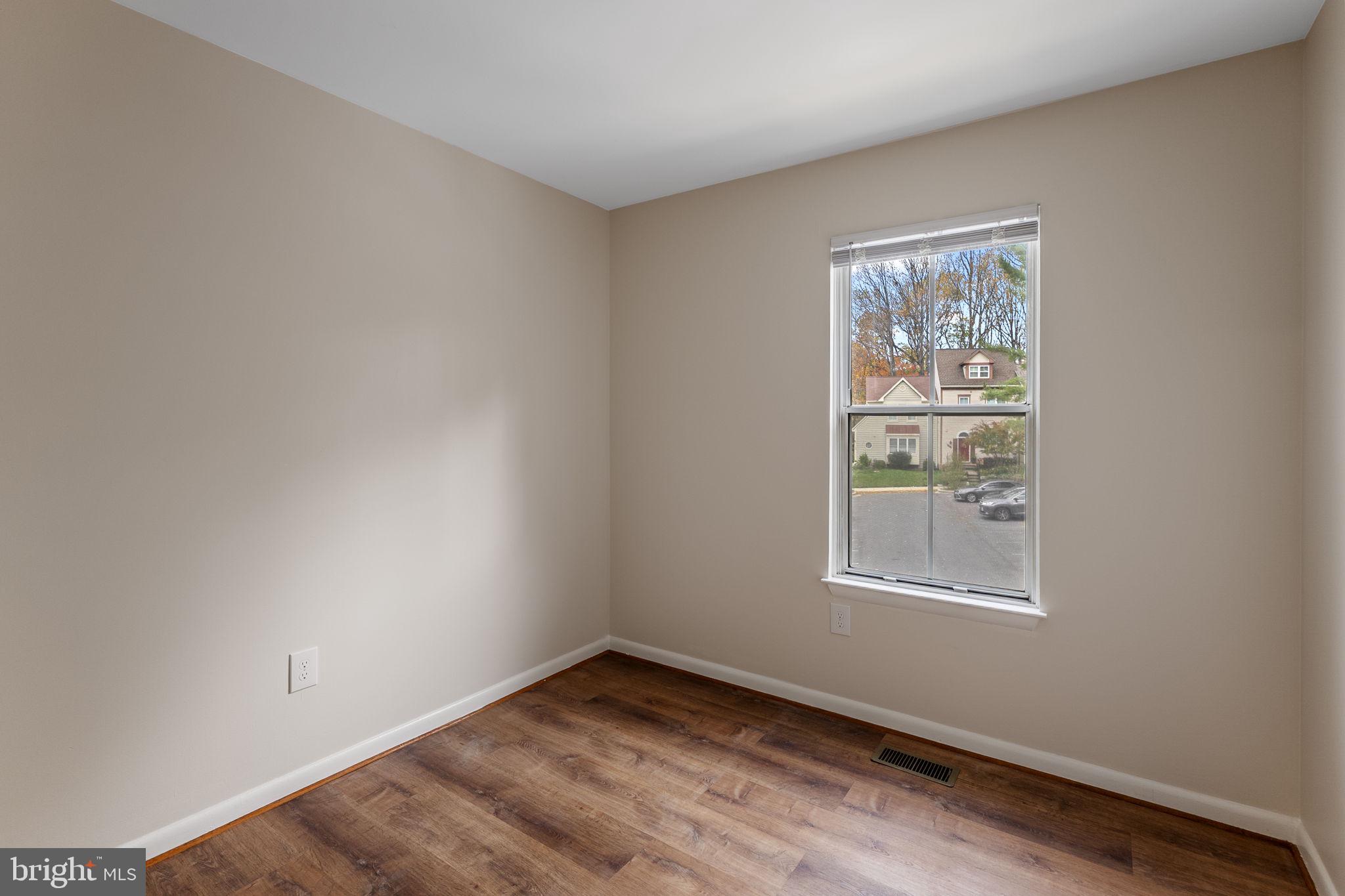4 Waterside Court Germantown, MD 20874 - Photo 21 of 37 an empty room with a window