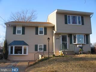 660 Andrea Road Runnemede, NJ 08078 - Photo 1 of 6