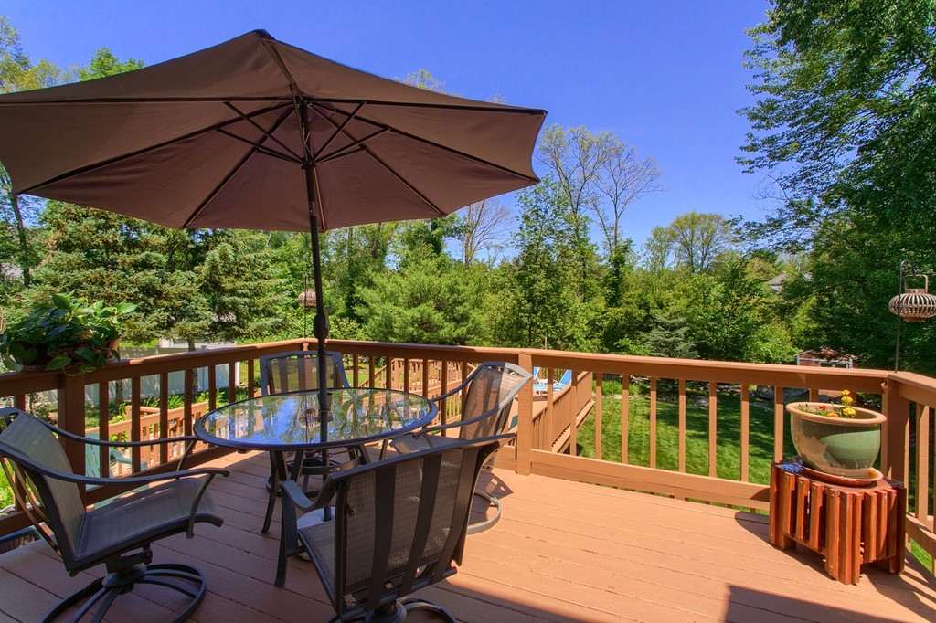 14 Deergrass Road Shrewsbury, MA 01545 - Photo 21 of 27 Gallery Image 21