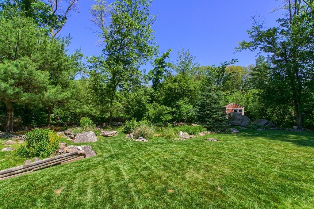 14 Deergrass Road Shrewsbury, MA 01545 - Photo 26 of 27 Gallery Image 26