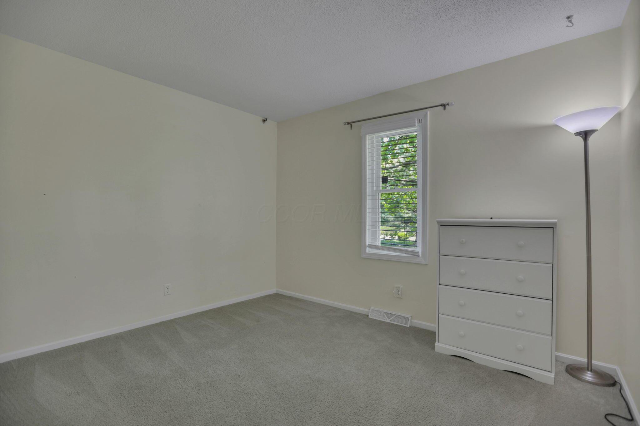 389 20 Grand Road Southwest Pataskala, OH 43062 - Photo 27 of 70 24-web-or-mls-SMEP2398