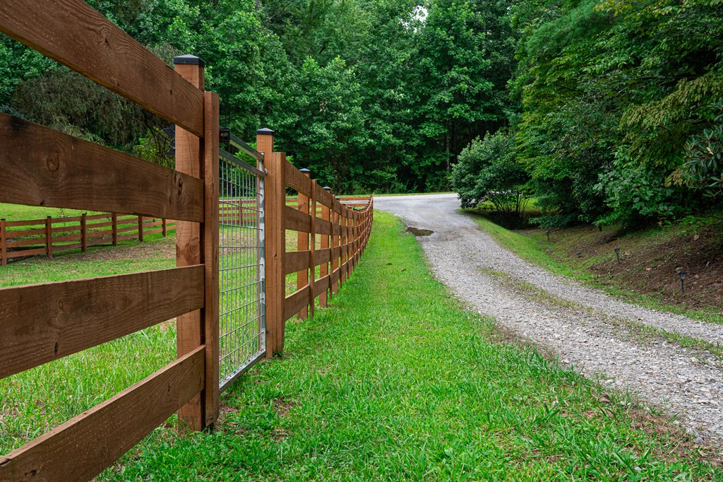 2593 Star Creek Road Morganton, GA 30560 - Photo 25 of 60 Gallery Image 25