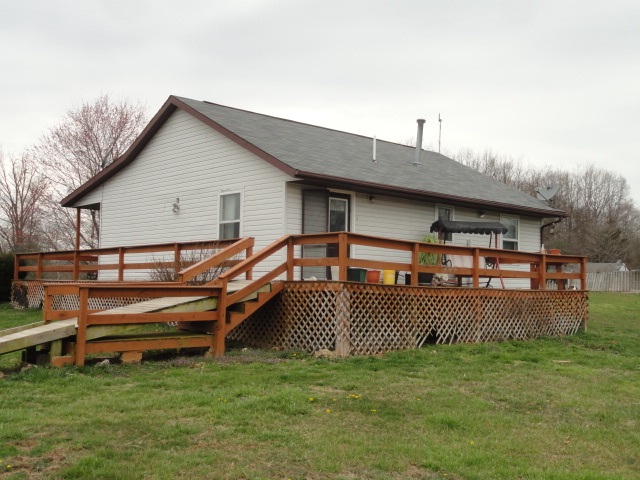 7294 Addie Road Spencer, IN 47460 - Photo 3 of 8