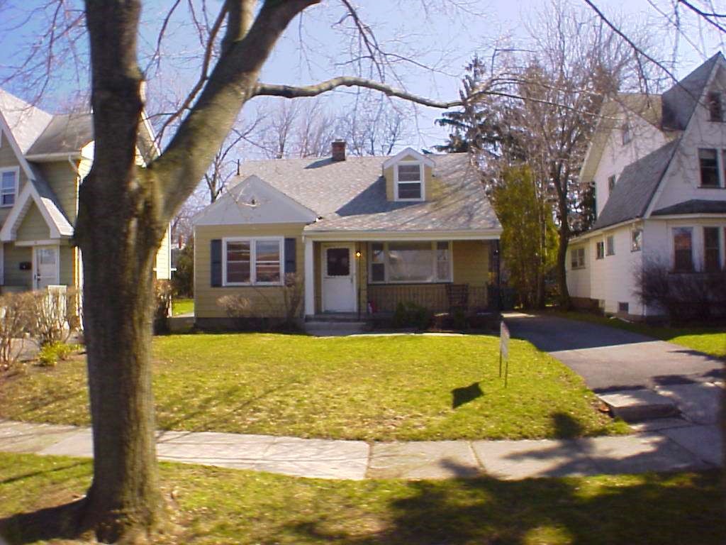 93 Shelbourne Road Rochester, NY 14620 - Photo 1 of 1