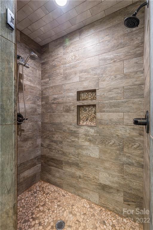 3674 River Road Hickory, NC 28602 - Photo 18 of 48 a bathroom with a shower