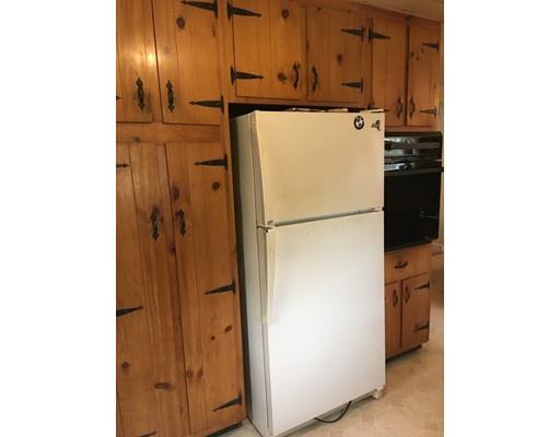 133 Bedford Road Woburn, MA 01801 - Photo 4 of 16 Gallery Image 4