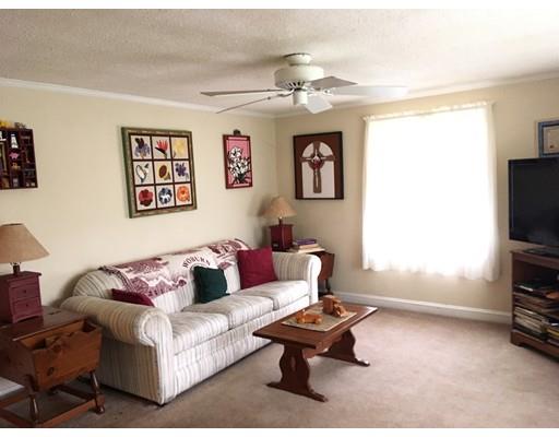 133 Bedford Road Woburn, MA 01801 - Photo 6 of 16 Gallery Image 6