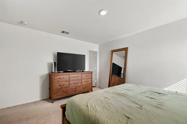 $2,100 | 4206 Barrington Cove Lane, Baytown, TX 77521