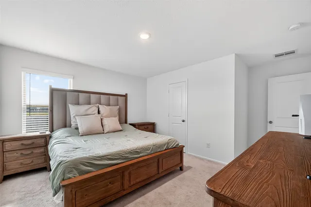 $2,100 | 4206 Barrington Cove Lane, Baytown, TX 77521