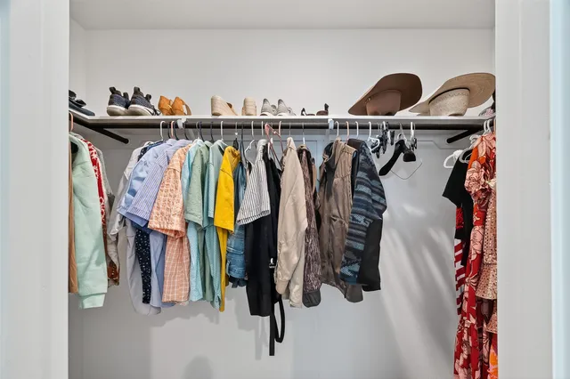 $2,100 | 4206 Barrington Cove Lane, Baytown, TX 77521