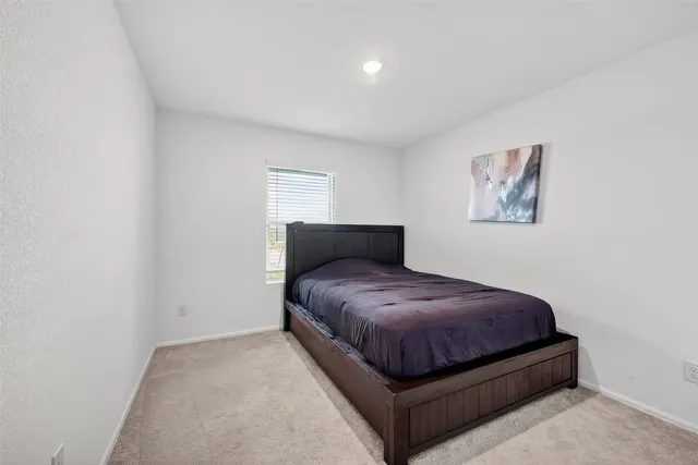 $2,100 | 4206 Barrington Cove Lane, Baytown, TX 77521