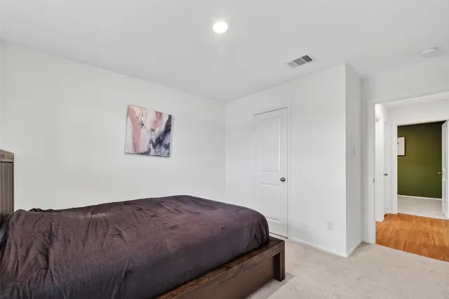 $2,100 | 4206 Barrington Cove Lane, Baytown, TX 77521