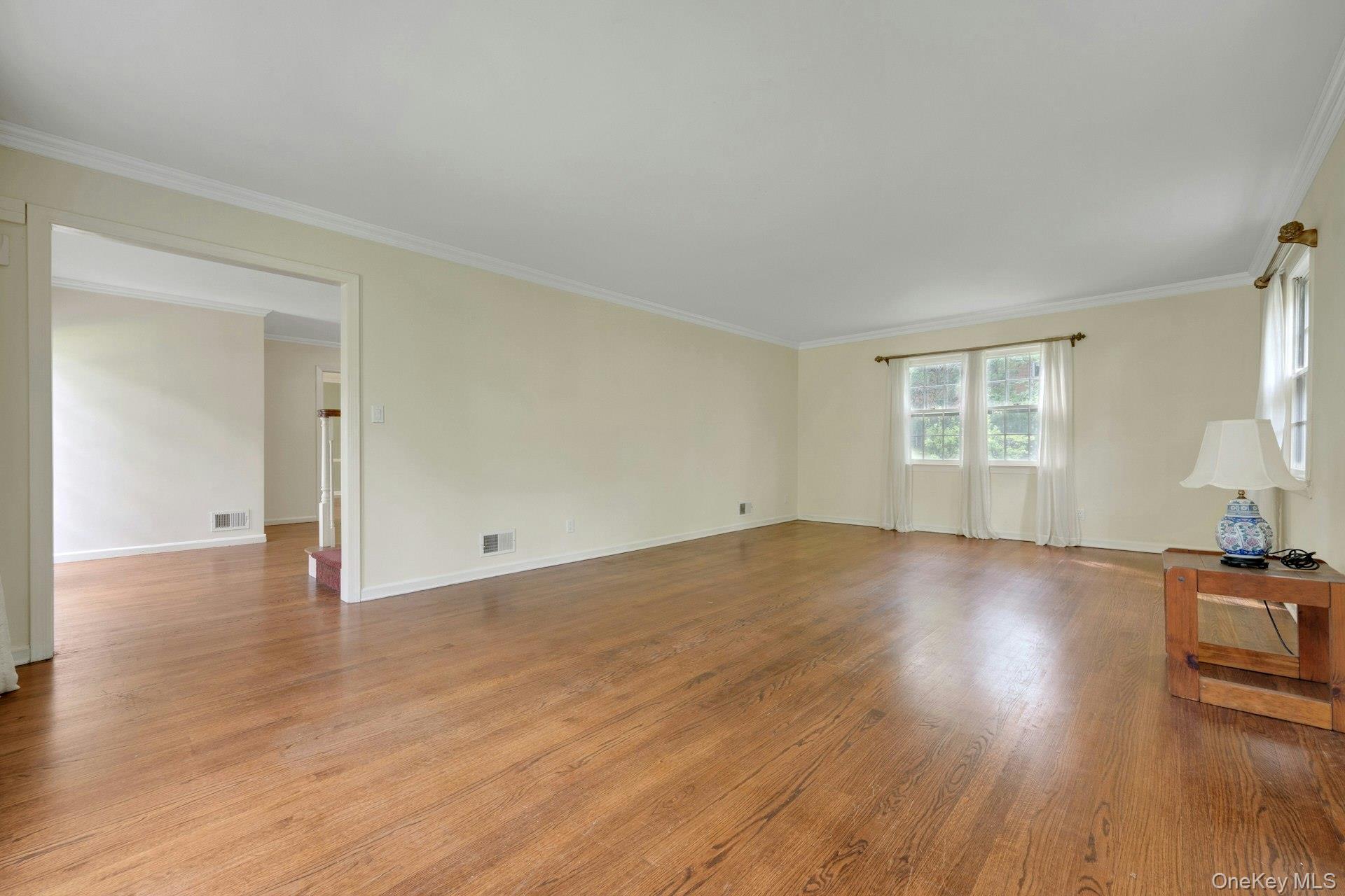 20 Springdale Road Scarsdale, NY 10583 - Photo 8 of 42 Gallery Image 8