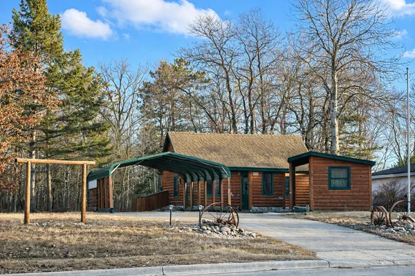 $79,900 | 618 1st Street Northeast, Menahga, MN 56464