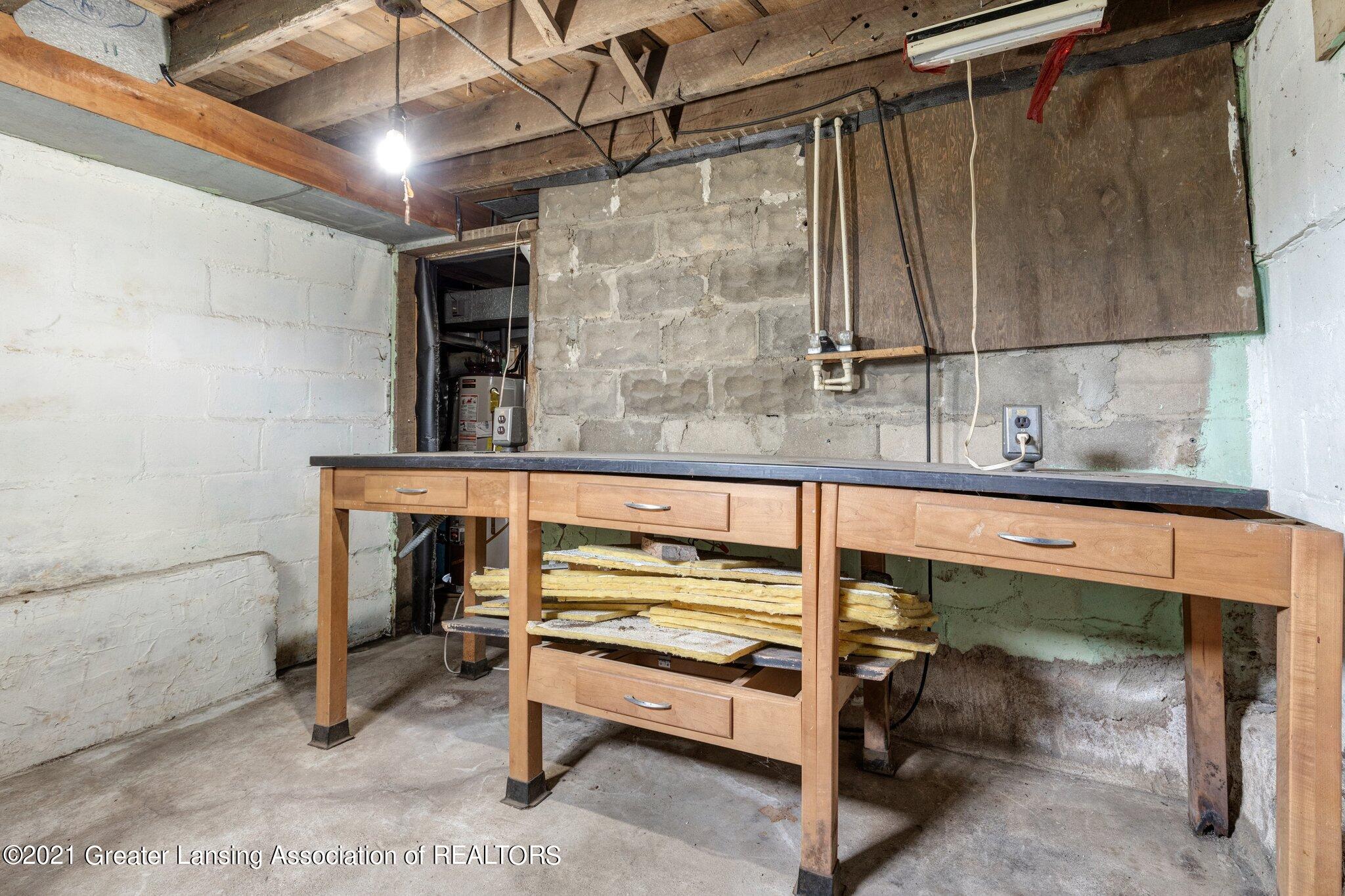 16600 Sweet Road Lansing, MI 48906 - Photo 30 of 36 Work space in basement