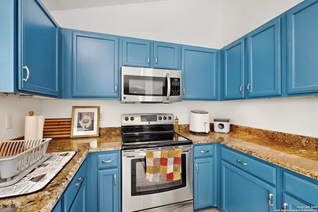 $2,000 | 4242 Knollpond, San Antonio, TX 78247