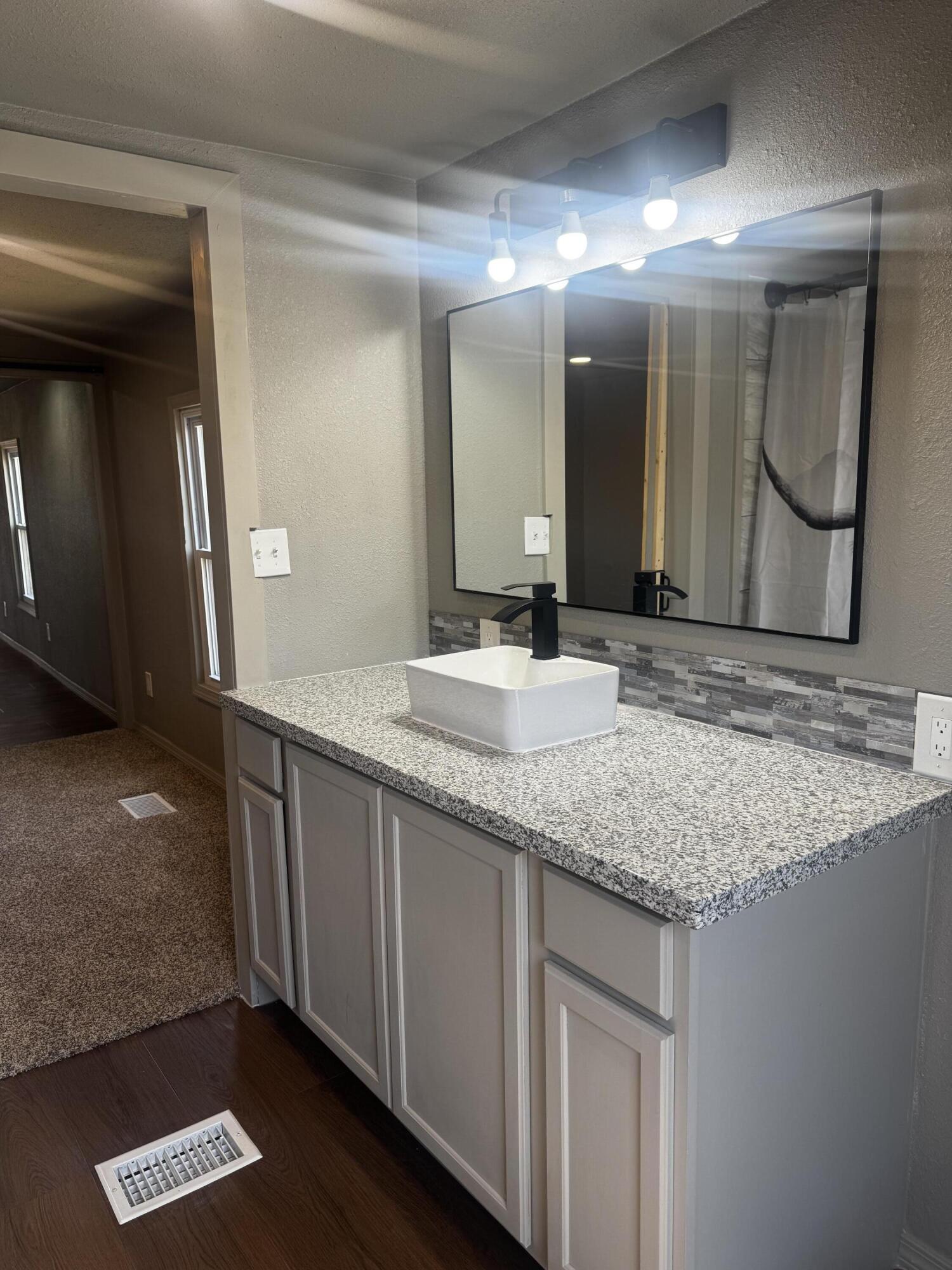 1128 Alaska Road Levelland, TX 79336 - Photo 17 of 20 IMG_3766