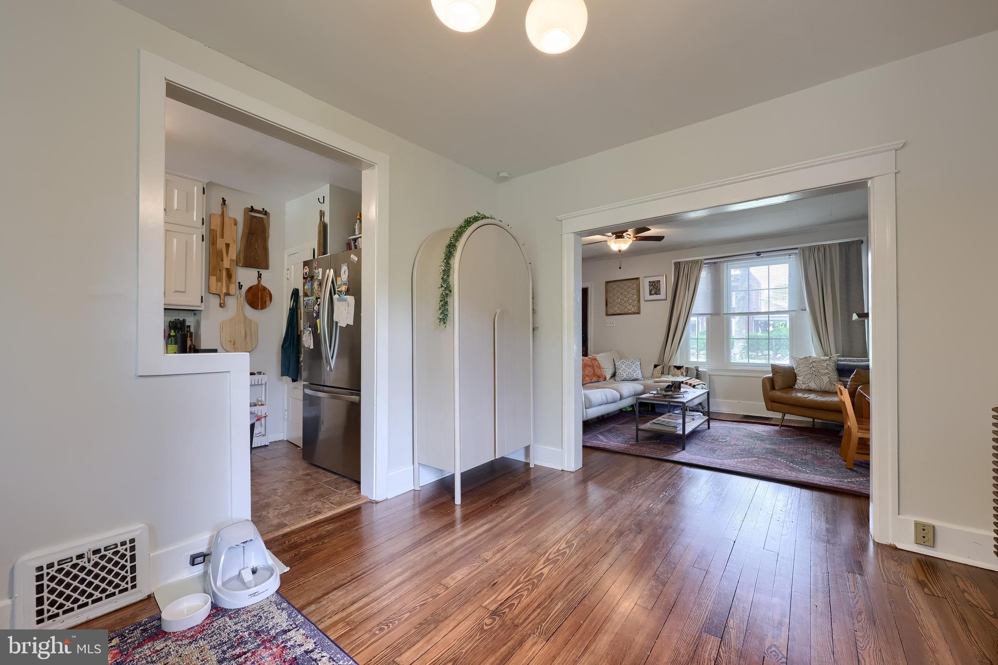 415 Sunset Road Reading, PA 19611 - Photo 23 of 34 a living room with furniture and a wooden floor