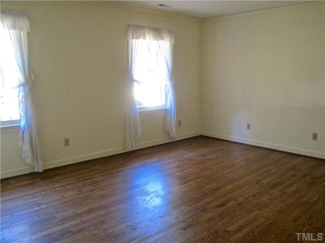 344 Buncombe Street Raleigh, NC 27609 - Photo 16 of 25 Bedroom