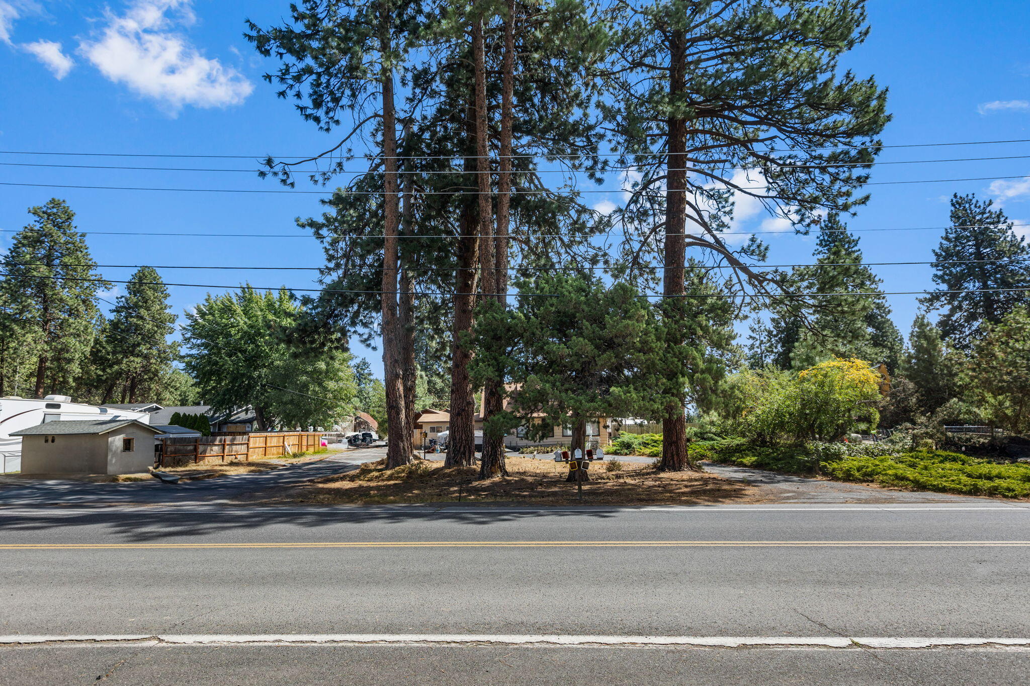 61170 Parrell Road Bend, OR 97702 - Photo 19 of 21 2024_08_20_61179_parrell_road-53