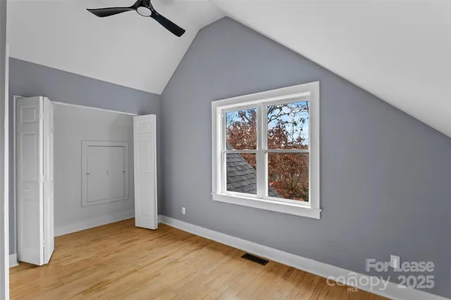 $3,900 | 5 Elmore Street, Asheville, NC 28804