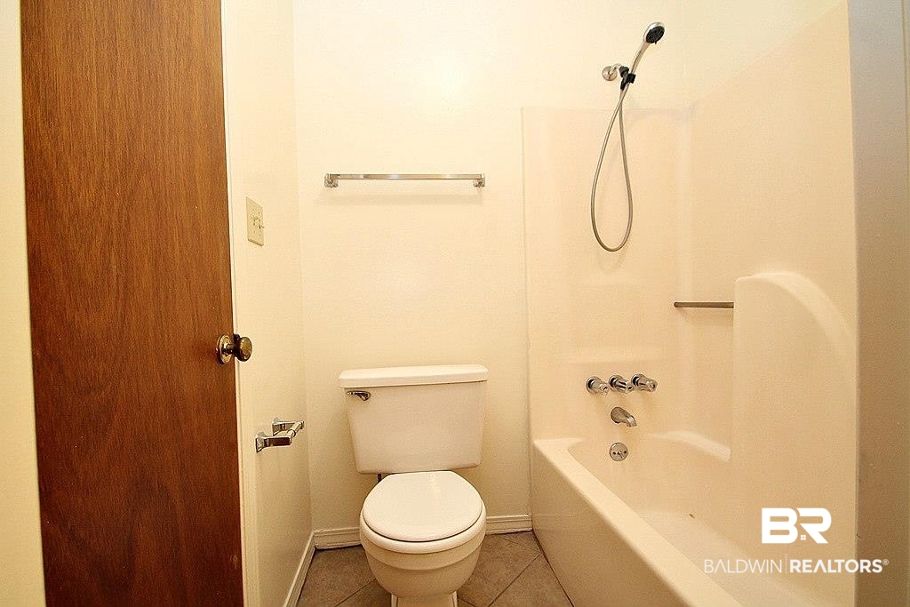500 Grant Street, Unit A101 Daphne, AL 36526 - Photo 12 of 15