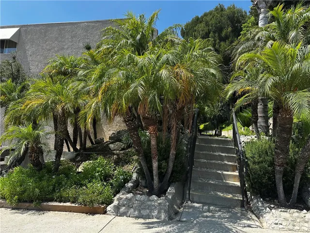 a view of outdoor space