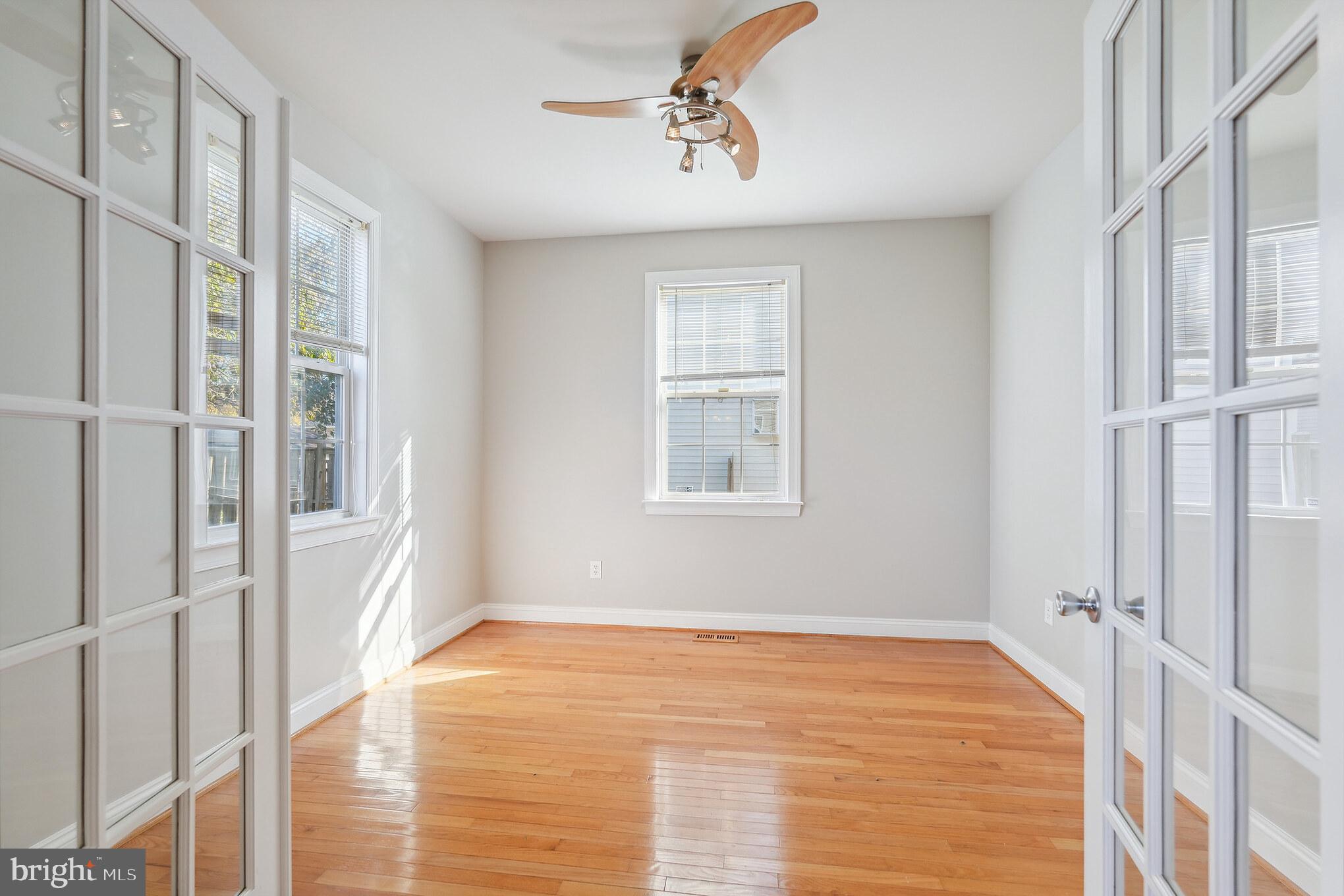 318 Cedar Grove Road Edgewater, MD 21037 - Photo 11 of 32