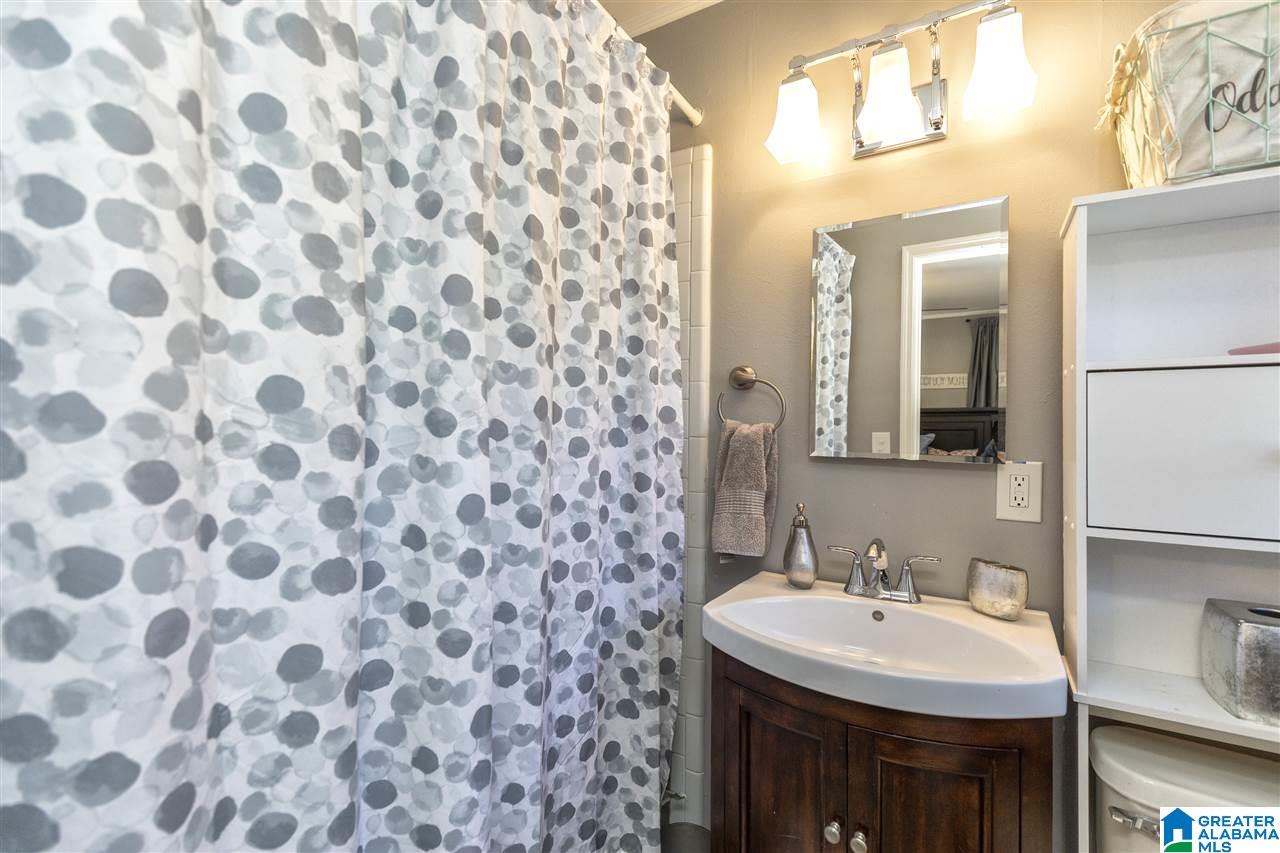 1513 Cresthill Road Birmingham, AL 35213 - Photo 23 of 31