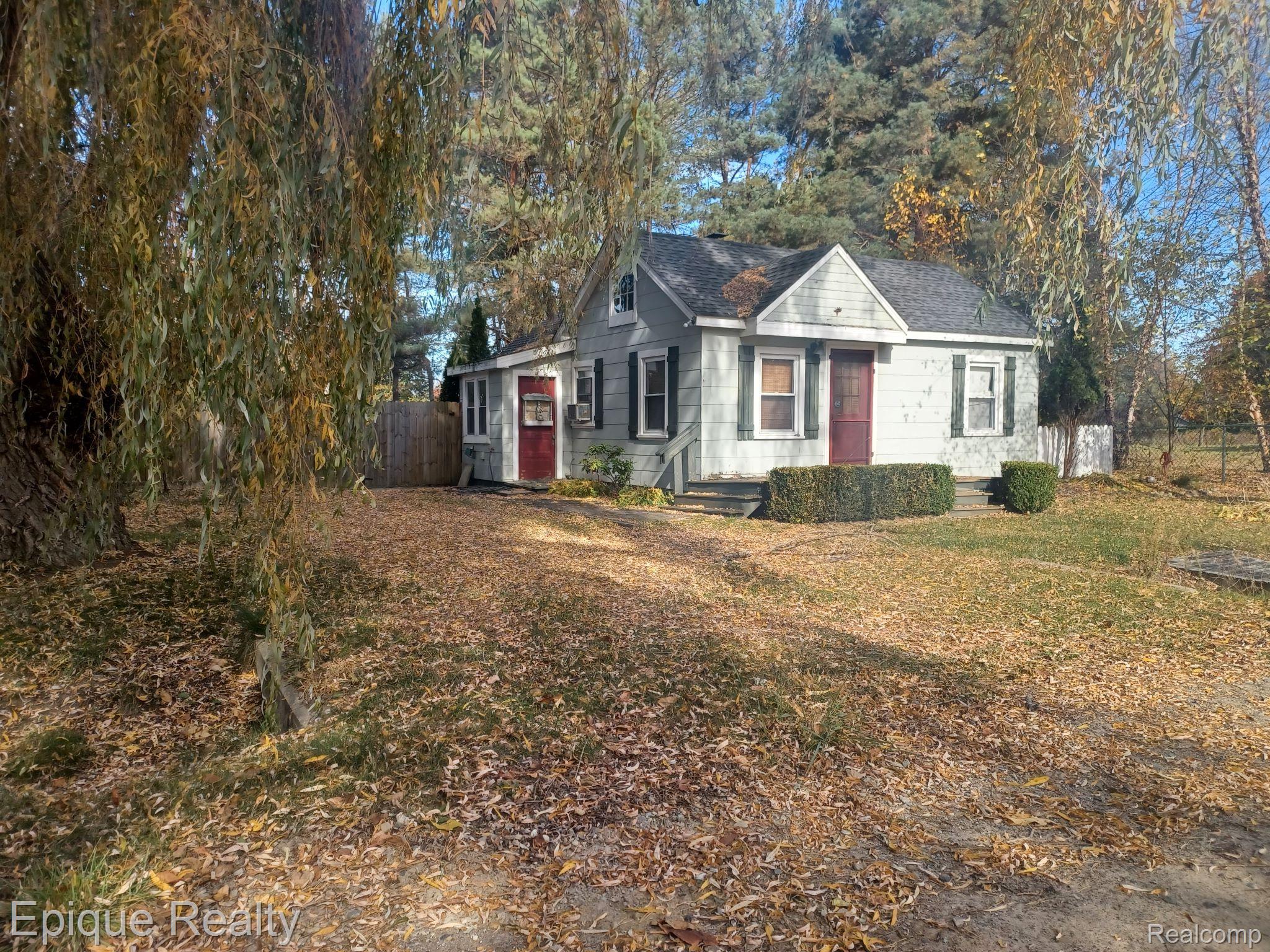 7109 Cedar Road Lexington, MI 48450 - Photo 3 of 29 Gallery Image 3