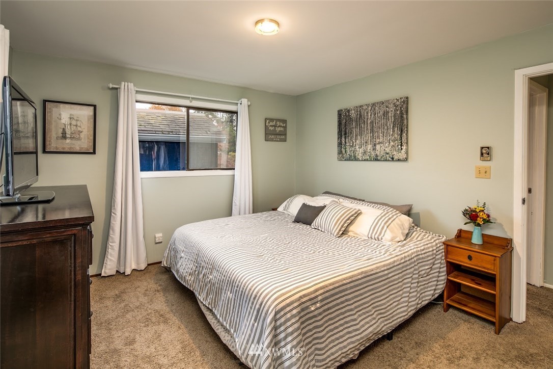 5563 Salish Road Blaine, WA 98230 - Photo 12 of 27 Gallery Image 12