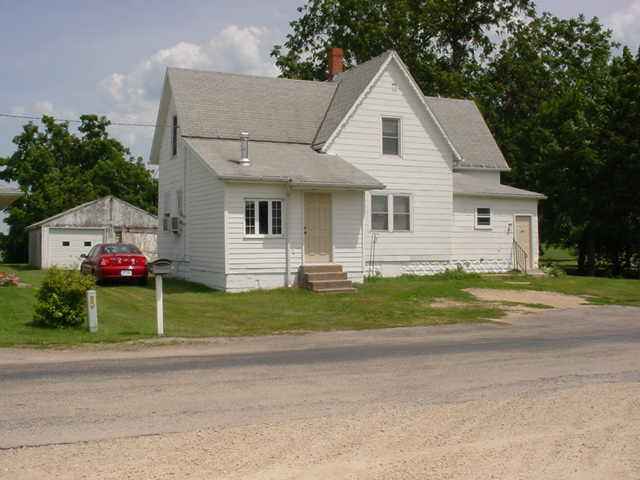 700 5th Street Lowden, IA 52255 - Photo 1 of 8 Gallery Image 1