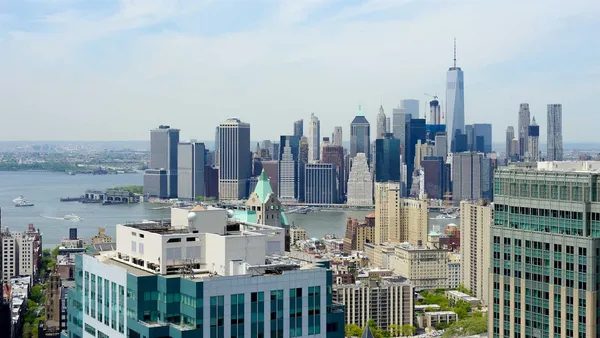 a picture of city view