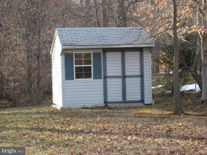 11801 Thrift Road Clinton, MD 20735 - Photo 3 of 30 Shed