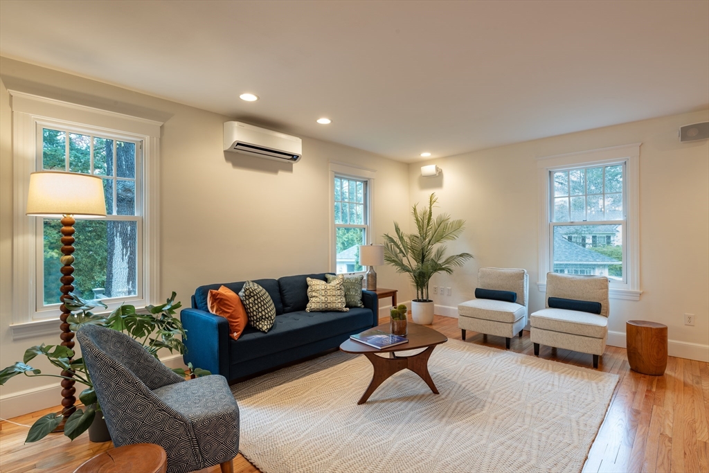 88 Round Hill Road, Unit 4 Northampton, MA 01060 - Photo 16 of 32 Gallery Image 16