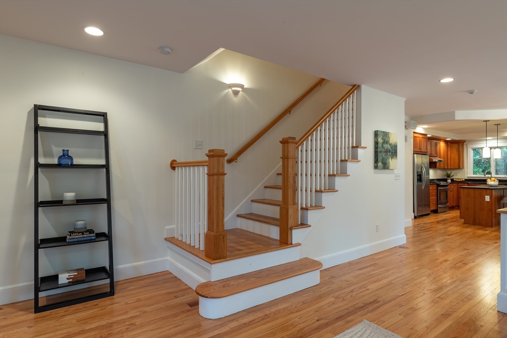 88 Round Hill Road, Unit 4 Northampton, MA 01060 - Photo 18 of 32 Gallery Image 18