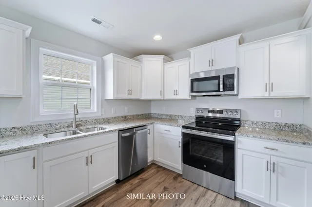 $339,000 | 740 Regiment Road, Jacksonville, NC 28546