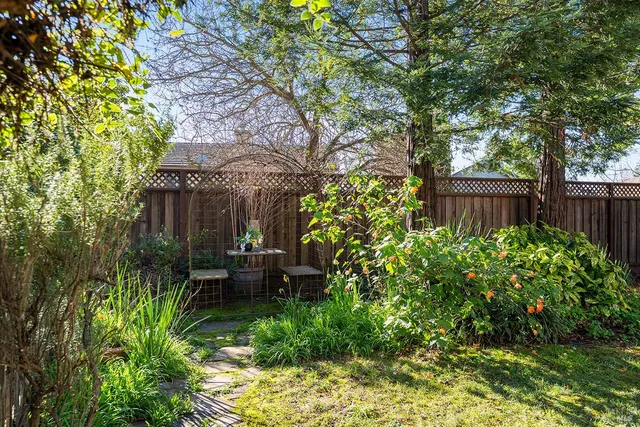 $1,040,000 | 1348 Birdie Drive, Windsor, CA 95492